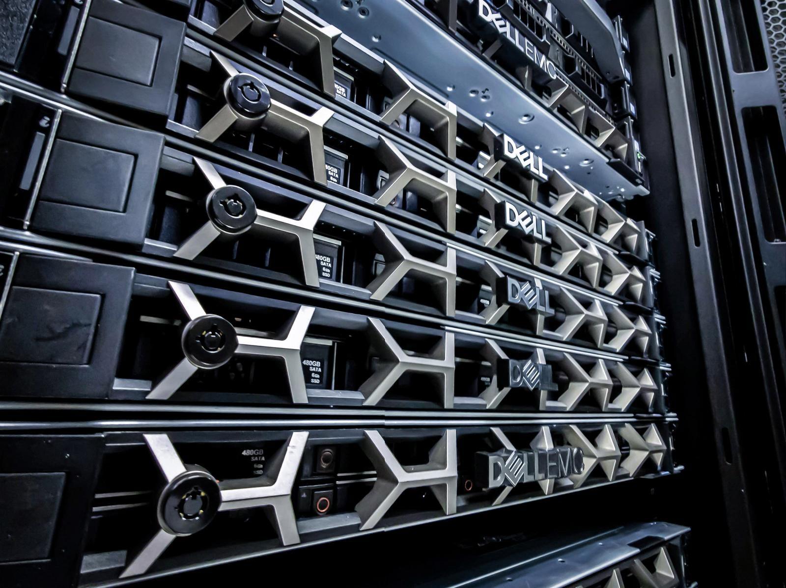 iHost.al - .AL Domain Registration, Dedicated Servers, VPS Hosting, Web Hosting, Web & App Development